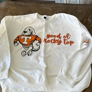University of Tennessee Sweatshirt NWOT